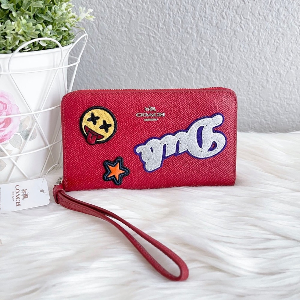 Coach Red Crossgrain Leather with Varsity Patches Phone Wallet Wristlet F20976
